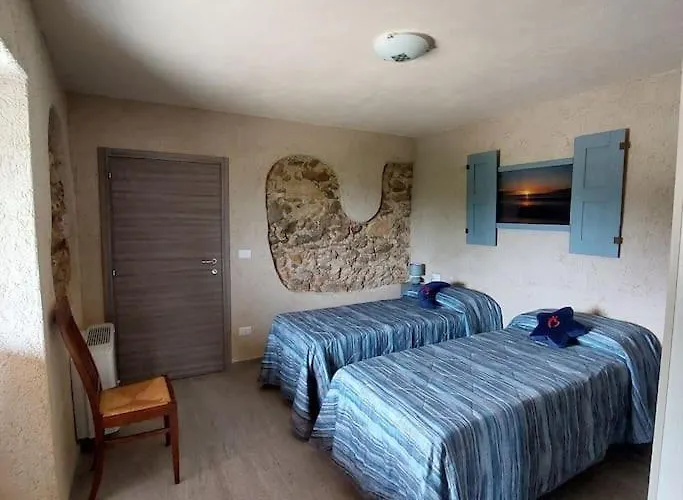 Istanti - Menta 科斯蒂廖莱萨卢佐